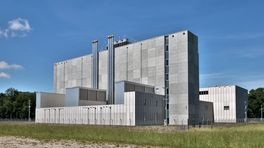CAMPUS - Military Data Center (52106762896)